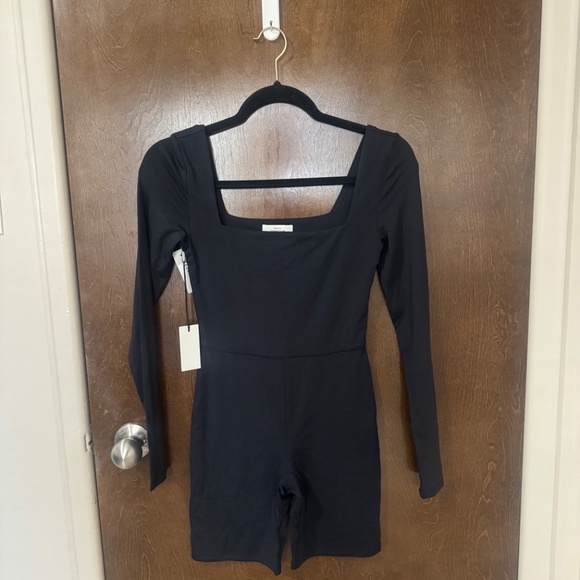 Babaton Contour Romper - Picture 9 of 10